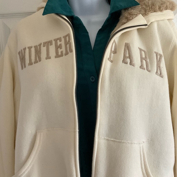 NWOT  gorgeous heavy winter jacket - Picture 1 of 7